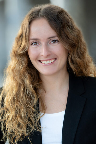 Carina Fichtl, Rechtsanw&auml;ltin