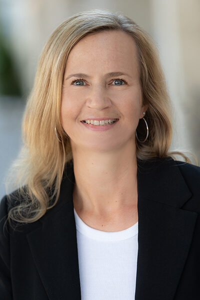 Conny Baier, Steuerfachangestellte, gepr&uuml;fte Bilanzbuchhalterin (IHK), Teamleiterin