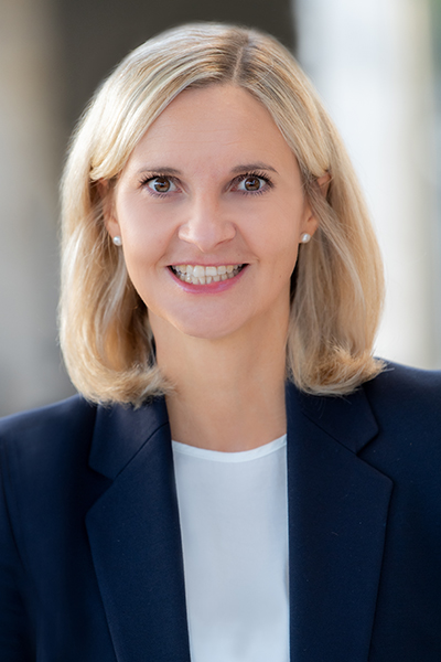 Portr&auml;t von Susanne Macht, Steuerberaterin in Regensburg