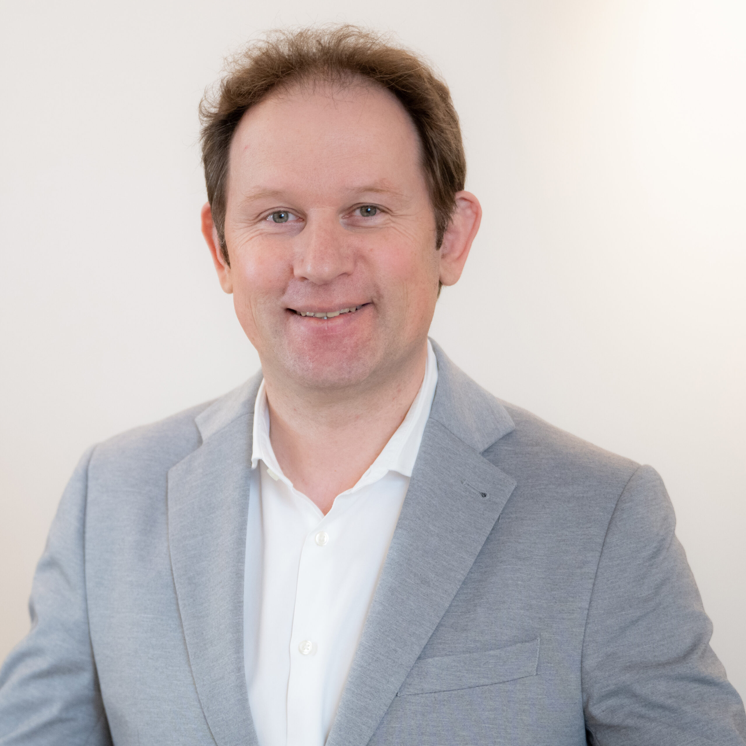 Portr&auml;t von Daniel Lesser, Steuerberater und Fachberater Gesundheitswesen (IBG/HS Bremerhaven) in Regensburg